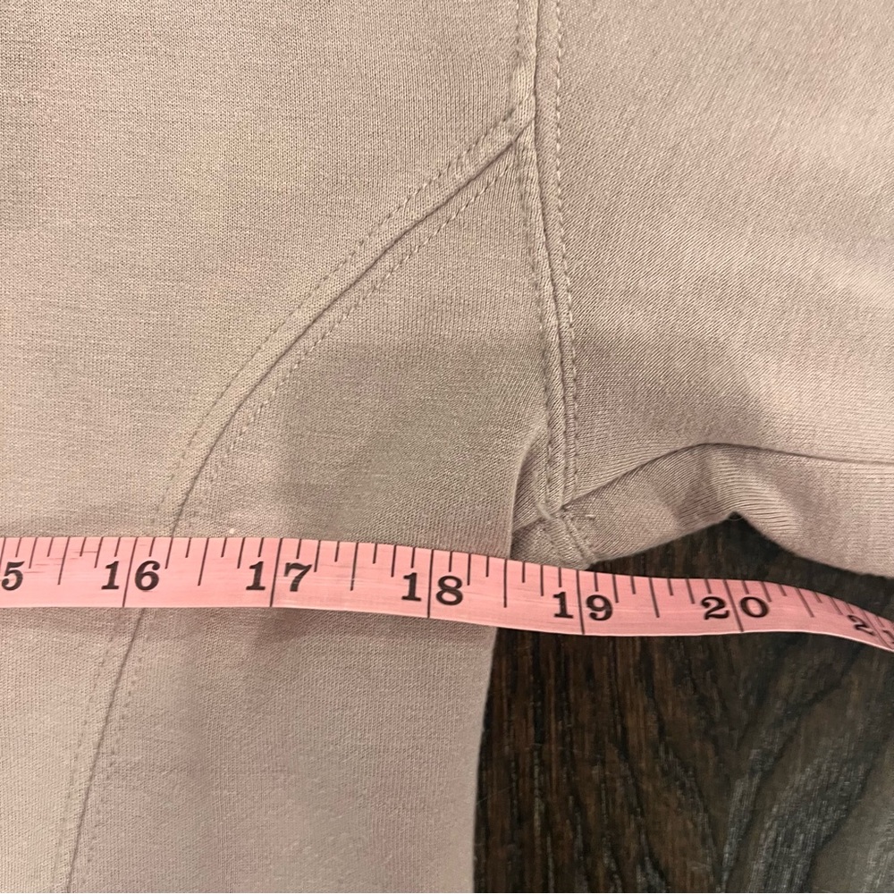 Blush Cropped Pullover and Shorts Set Danskin - Picture 12 of 12